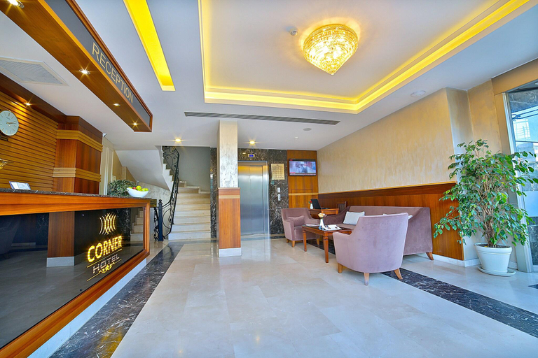 Public Area 2, Corner Hotel, Fatih