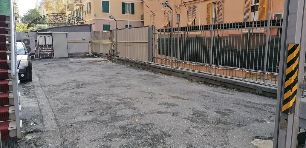 Property grounds, Boccascena Superior, Genova