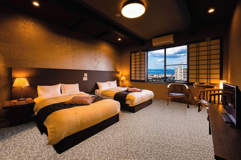 Bedroom, Ryotei Matsubaya Hotel, Beppu