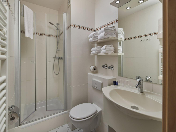 Bathroom 3, Appartements im Freizeitpark Weissenhaeuser Strand, Ostholstein