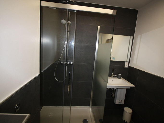 Bathroom 3, Klabautermann Maywald, Aurich