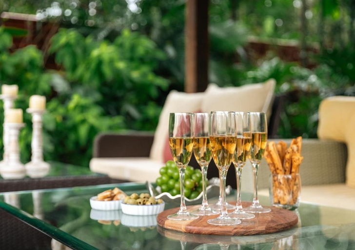 Food & Drinks 5, LohonoStays Villa Lani, Raigarh