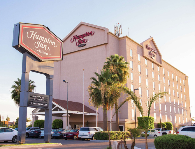 Exterior & Views 2, Hampton Inn by Hilton Torreon-Airport Galerias, Torreón