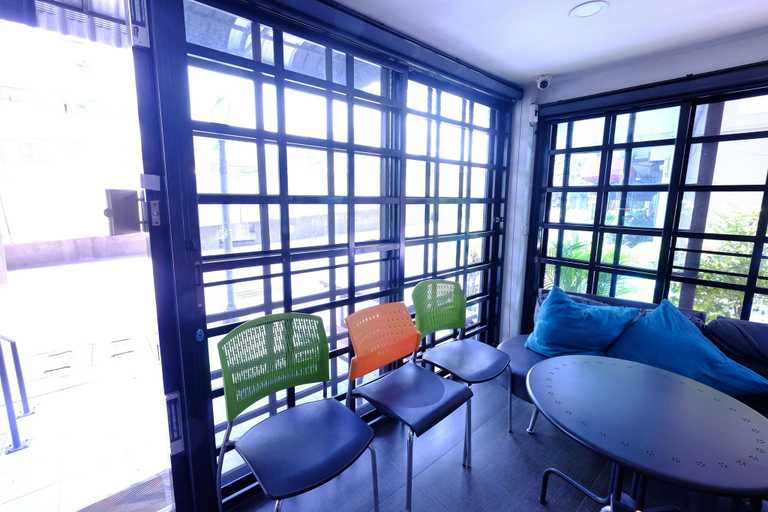 Public Area 2, Summer House, Din Dang