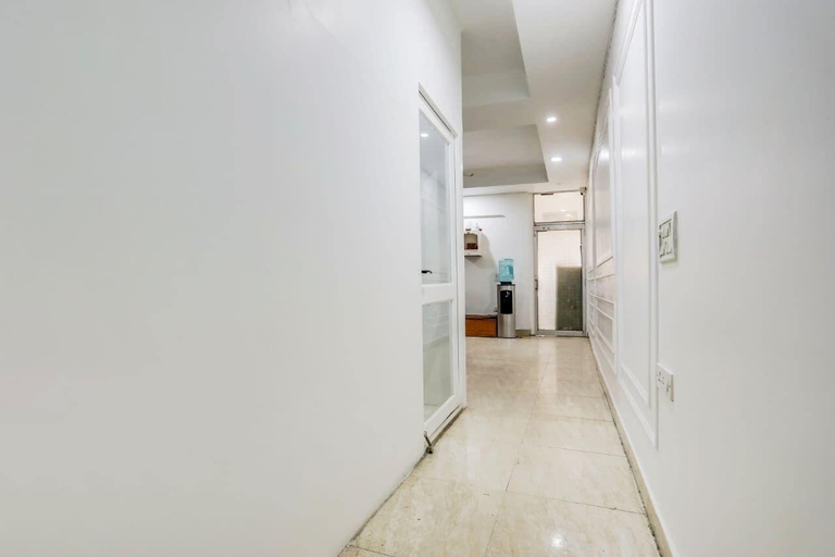 Others 5, Roomshala 147 KD Plazav, Delhi
