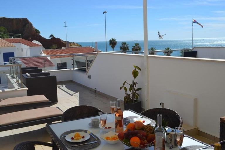 Outdoor dining, Varandas do Mar Patricia, Albufeira