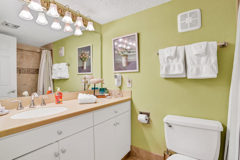 Bathroom 2, Oceanfront Condo With Direct Beach Access, Pool, Balcony, Grilling Area, & AC, Nassau