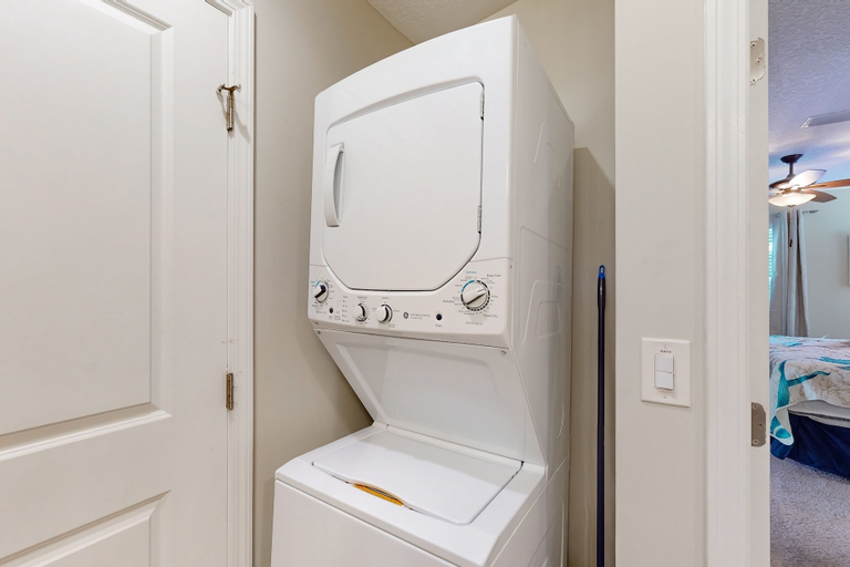Laundry, Charming Apartment With Beautiful Marsh Views and Shared Patio, Nassau