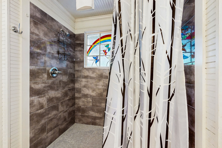 Bathroom 3, Dog-friendly Cottage by the Beach With Private Pool, Pool Spa, & Free Wifi, Glynn