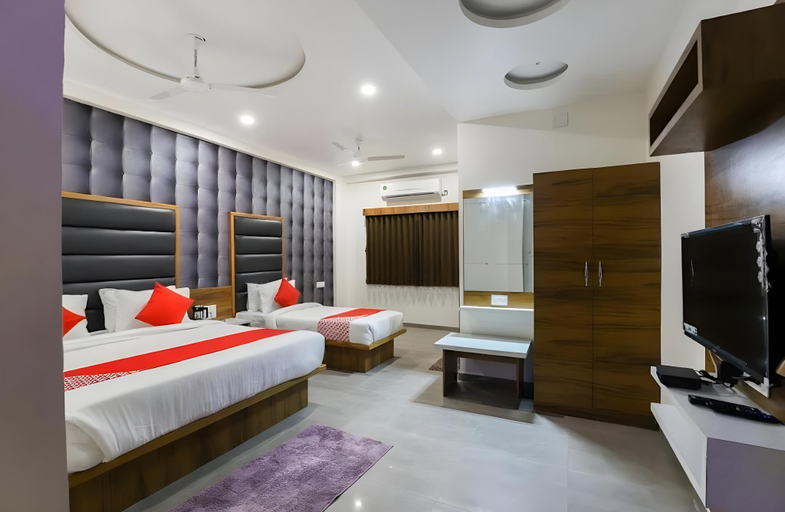 Bedroom 5, HOTEL AAGMAN BECHARAJI, Ahmadabad
