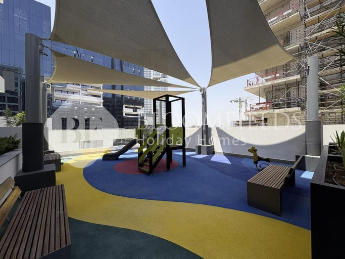 Children's area, Bloomfields Comfortable Stu Azizi, Dubai