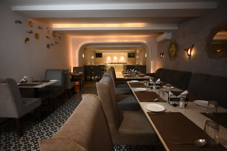 Food & Drinks 5, HOTEL SANTOOR, Varanasi