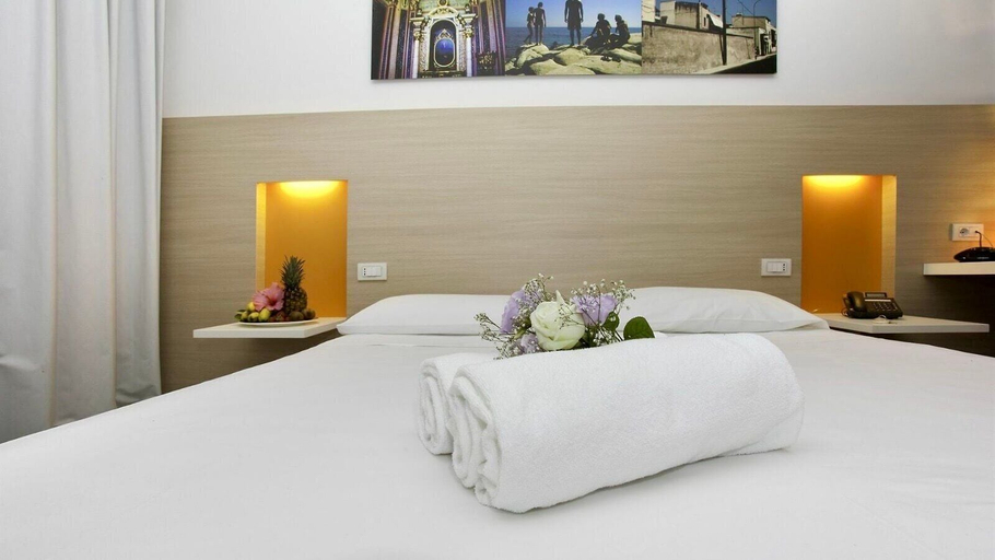 Room 4, Hotel Kaos, Agrigento