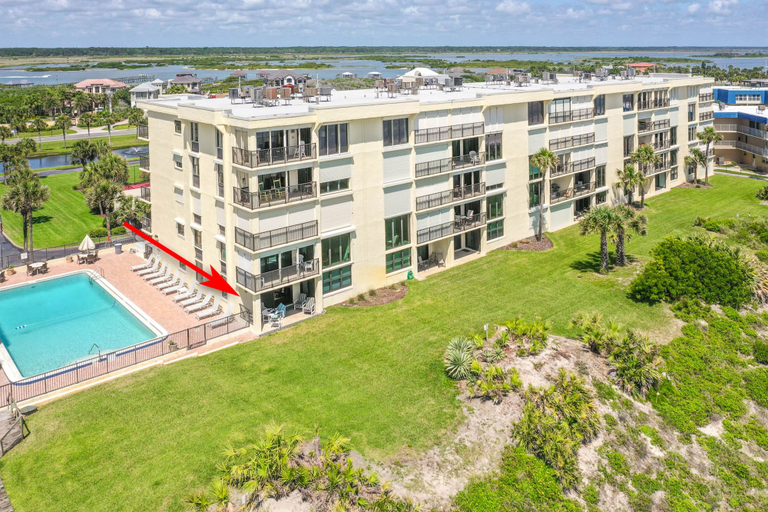 Exterior 2, Newly Decorated Ground-floor Suite Steps From Beach and Pool W/views, Wifi, Saint Johns