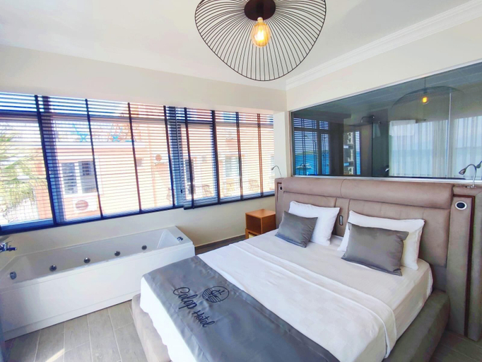 Room 3, Celep Hotel, Foça