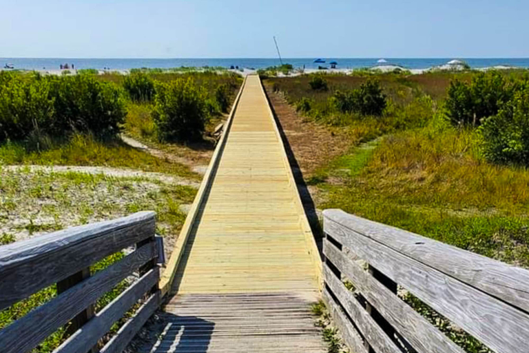 Beach 3, Beach Cottage With Private Pool & Spa, Ocean Views, & Shared Pool Access, Glynn