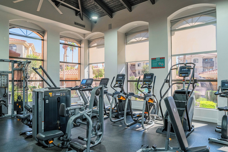 Fitness facility 4, San Portella 1053, Maricopa
