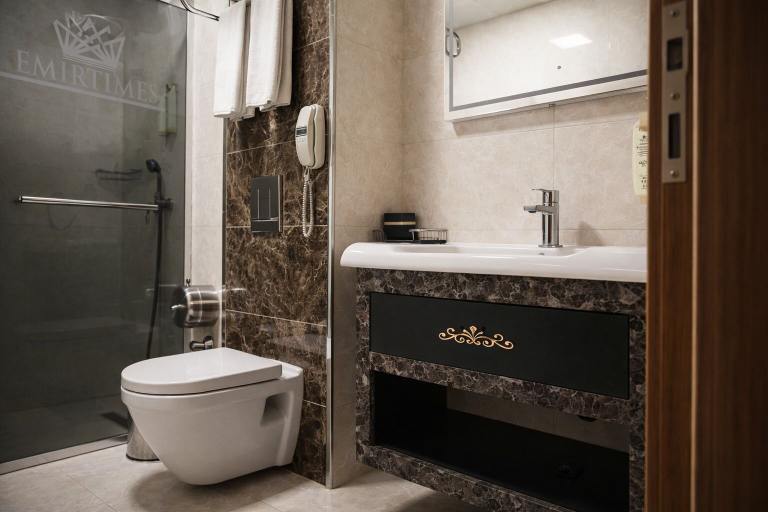 Bathroom 3, Emirtimes Hotel & Spa Tuzla, Gebze