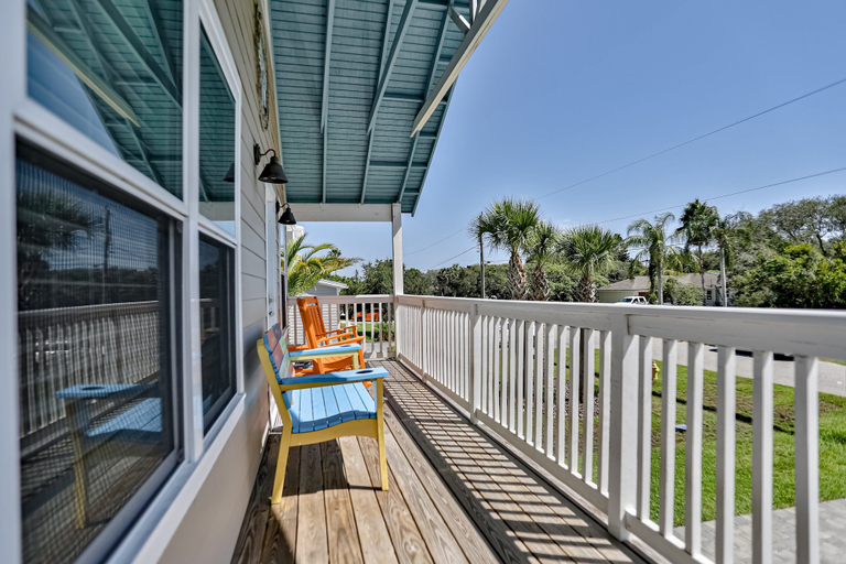 View from room 5, Walk to Beach With Private Pool, Balconies & Huge Lawn Blocks to Dining, Saint Johns