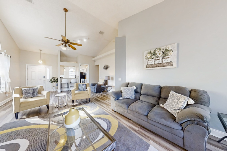 Living area 2, Spacious and Quiet Home With Private Patio & Enclosed Yard, Duval