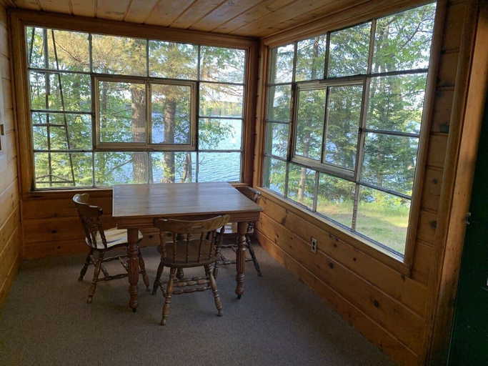 View from room, Gresham Shores - Woodies Perch - PET Friendly, Vilas