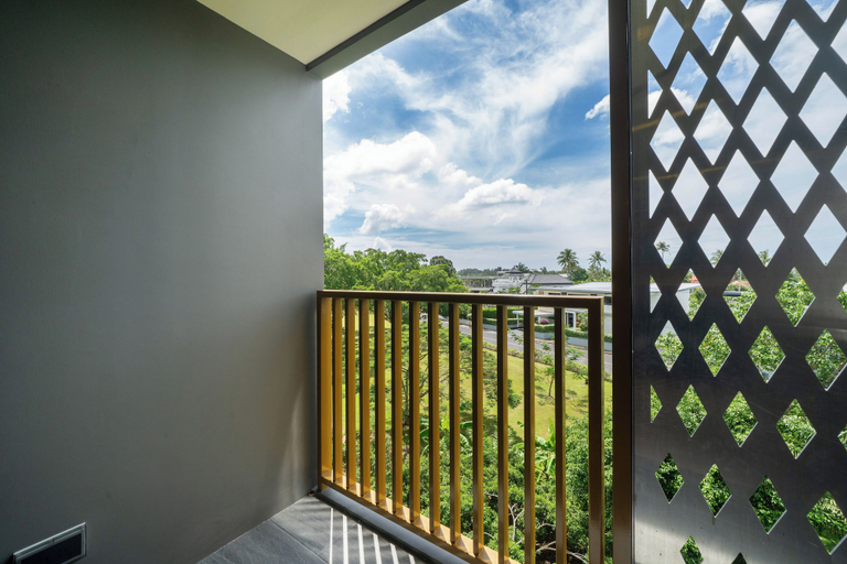 Balcony, Ozone 1Br Condo In Excellent Laguna Area, Pulau Phuket