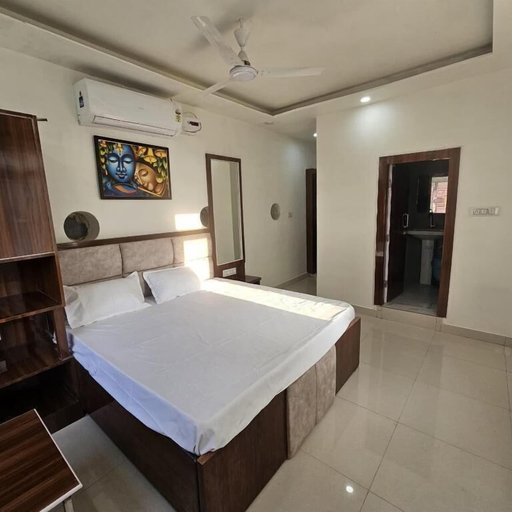 Room 4, Jain Guest House, Mathura