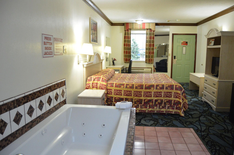 Others 5, Economy Inn - Akron, Summit
