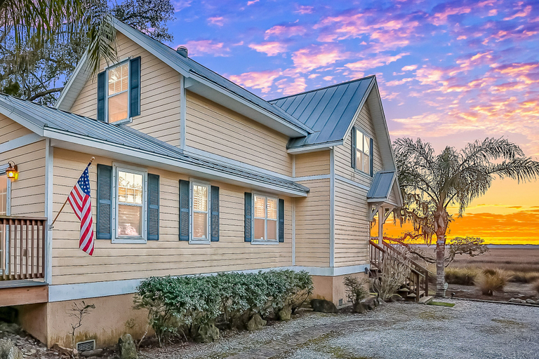 Exterior 5, Inviting Waterfront Cottage With Balcony, Firepit, Marsh Views, & Washer/dryer, Nassau