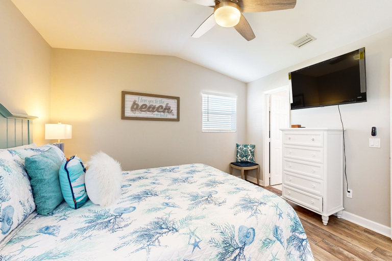 Room 4, Dog-friendly Family-focused Peaceful & Private Retreat, Saint Johns