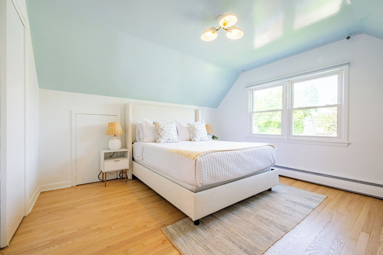 Room 1, Cozy Cottage with Fire Pit, Fairfield