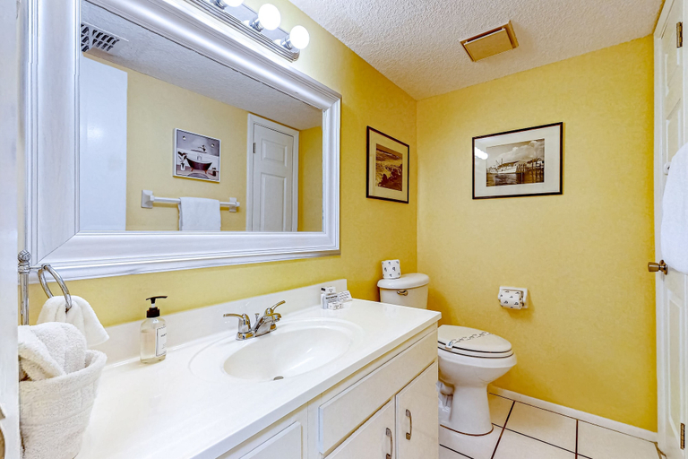 Bathroom 3, Modern/oceanview/pickleball/pool/beach Access, Saint Johns
