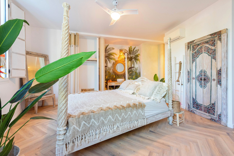 Bedroom 2, Villa Carbo, Var