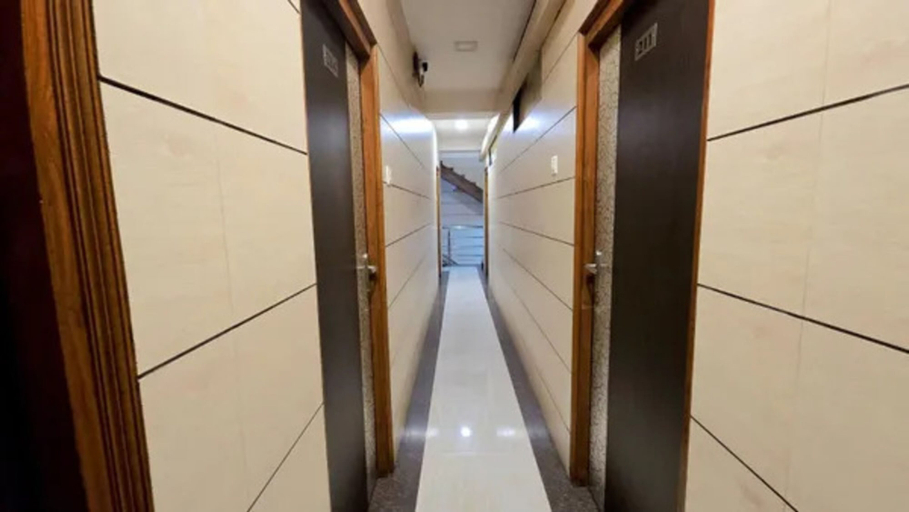 Lobby 4, Fabhotel Kamal, Mumbai Suburban