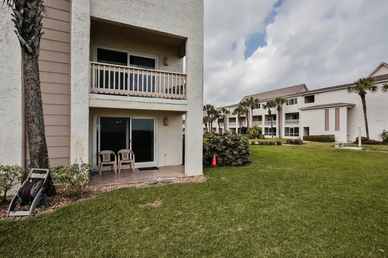 Exterior 4, Oceanfront Townhouse With Shared Pools, Ocean View, Wifi, W/d, and Central AC, Saint Johns