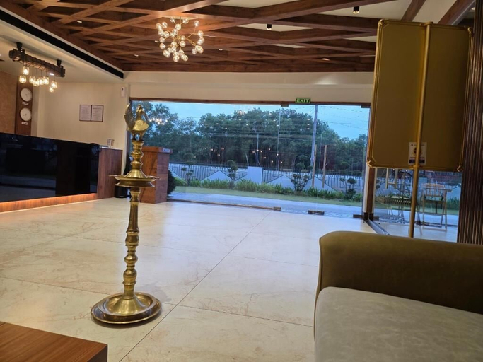 Lobby 5, Hotel Gentleman Plaza, Alappuzha