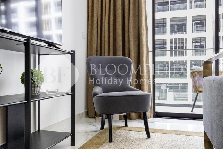 Interior, Bloomfields Comfortable Stu Azizi, Dubai