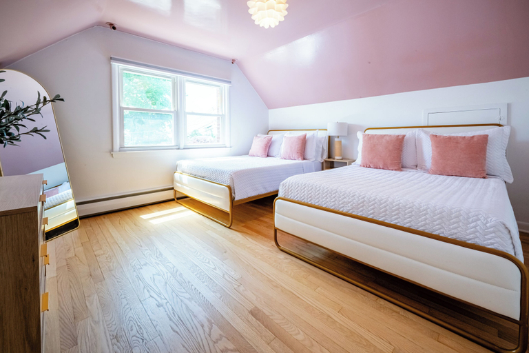 Room 3, Cozy Cottage with Fire Pit, Fairfield