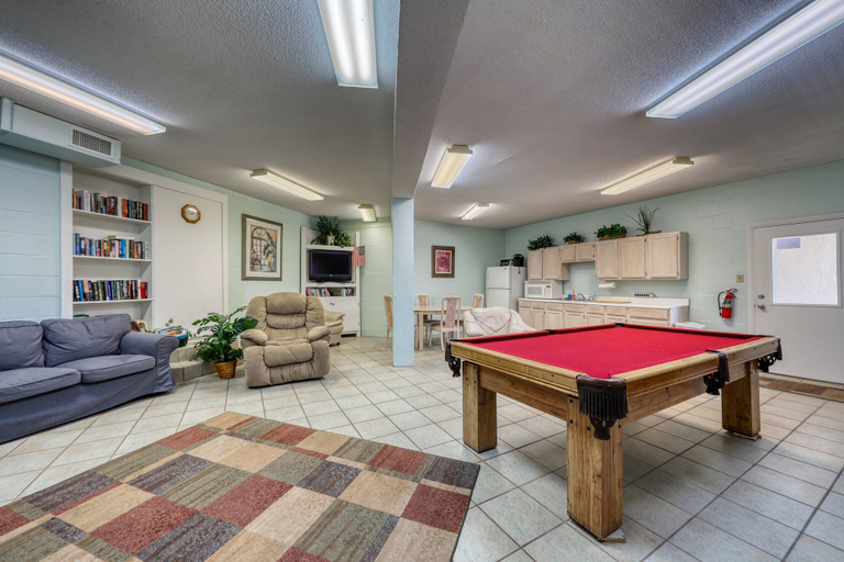 Living area 2, Ocean View Condo w/ Direct Beach Access & Shared Swimming Pool/tennis, Saint Johns