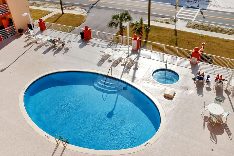 Pool 4, Paradise Shores 404 Seashell Inn, Bay