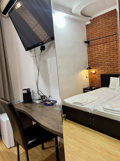 Room 4, Vernisa hotel, Tbilisi