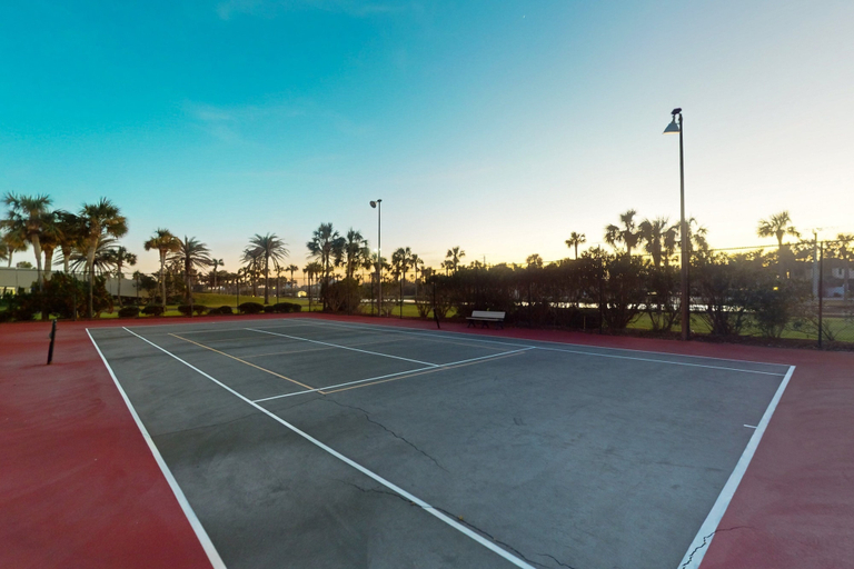 Sport court, First Floor Oceanfront Condo With Beach Access and Tennis Courts, Saint Johns