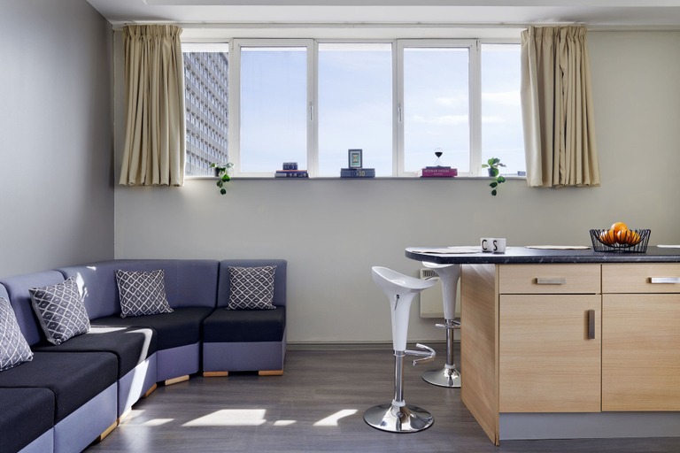Private kitchen 4, For Students Only Rooms in Plymouth, Plymouth