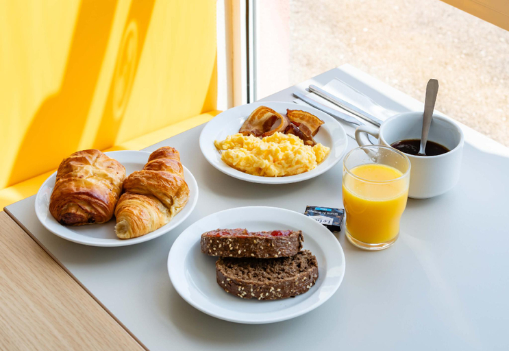 Food & Drinks 5, B&B HOTEL Valence TGV - ROMANS, Drôme