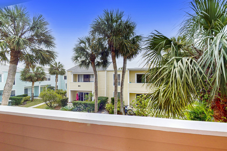 View from room 2, Spacious Condo With 2 Private Balconies, Beach Access and Pool, Saint Johns