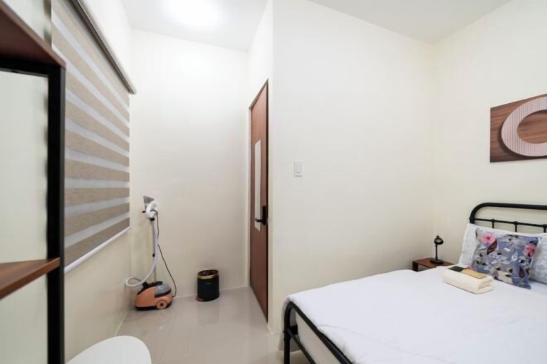 Room 2, 2BR Holiday Home in Dauis Panglao with Pool & Netflix, Dauis