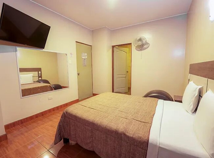Room 4, HOTEL CENTURY, Lima