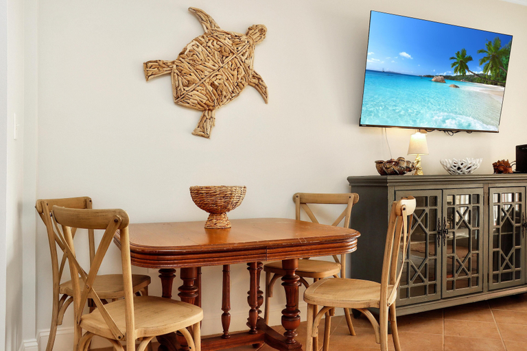Dining, Paradise Shores 404 Seashell Inn, Bay