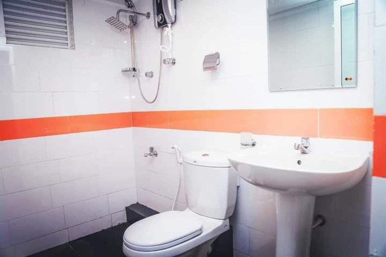 Bathroom, Hikka Ocean Resort, Hikkaduwa