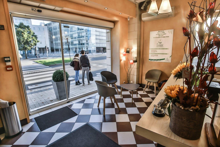 Public Area 3, Hotel De Champagne, Maine-et-Loire